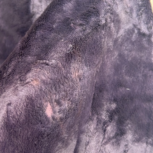 Vintage 1950s Plum Crushed Velvet Cape  OS - Picture 5 of 5